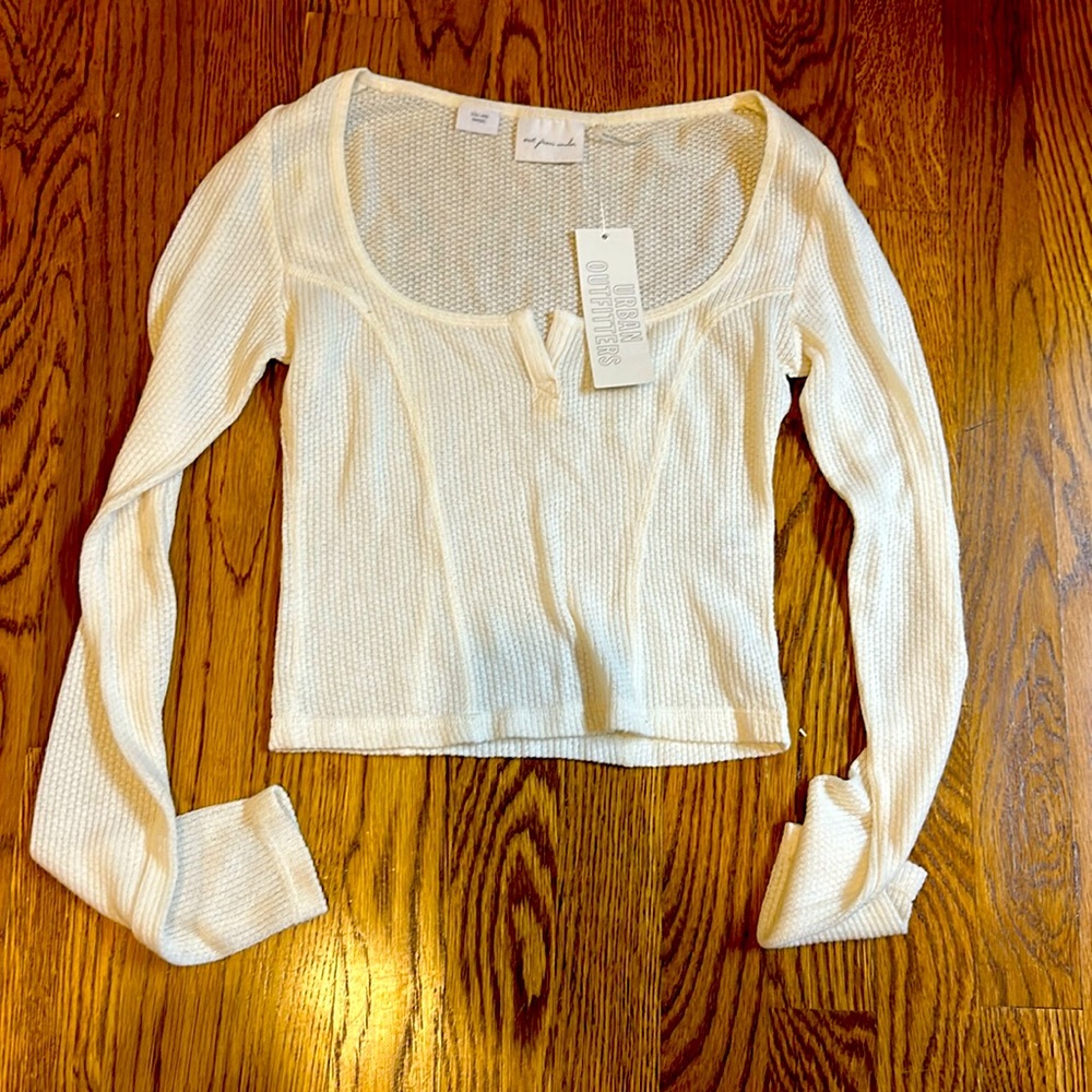 Lightweight waffle knit crop